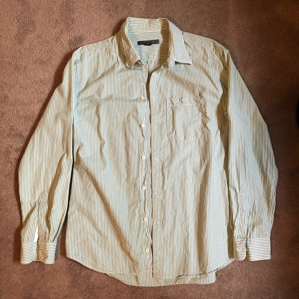 Old Navy casual button down shirt